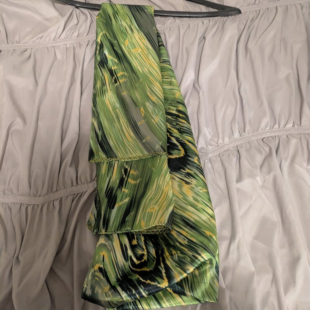 Atelier Alyce Seralina Collection Green Floral Formal Dress & Scarf Size 0 - Picture 6 of 6